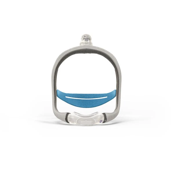 AirTouch-N30i-Whole-Mask-Assembled-Front-Small-Wide Maska do terapii CPAP z niebieskim paskiem, widok z przodu na białym tle.